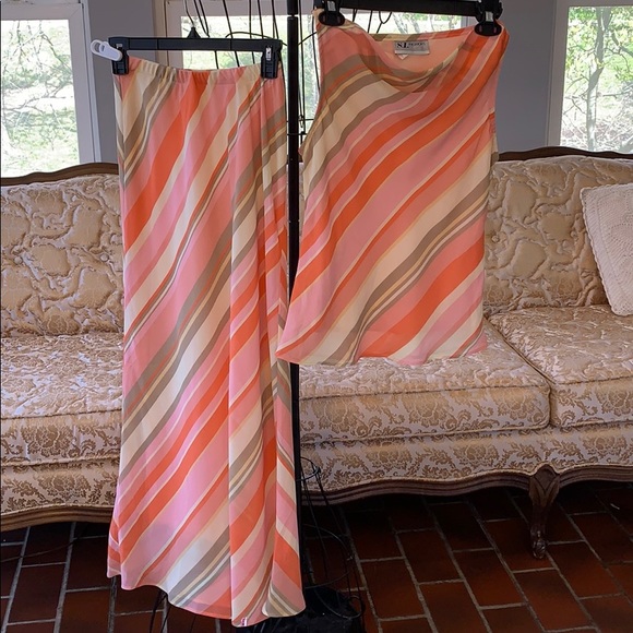 S.L. Fashions Dresses & Skirts - Vintage Multicolored Blouse & Shirt Set Size Six